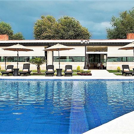 Hotel Ecce Inn & Spa Silao Kültér fotó