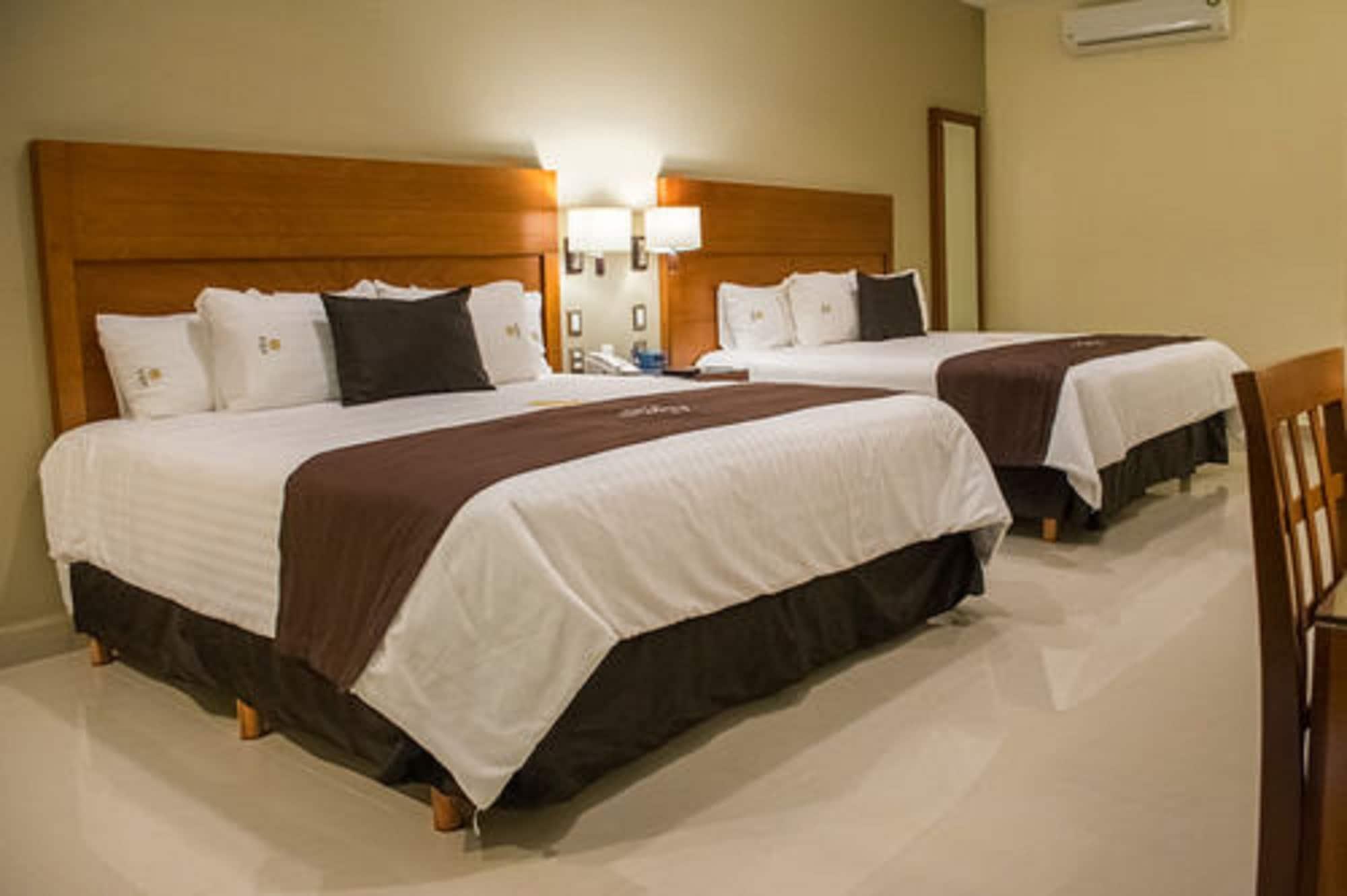 Hotel Ecce Inn & Spa Silao Kültér fotó