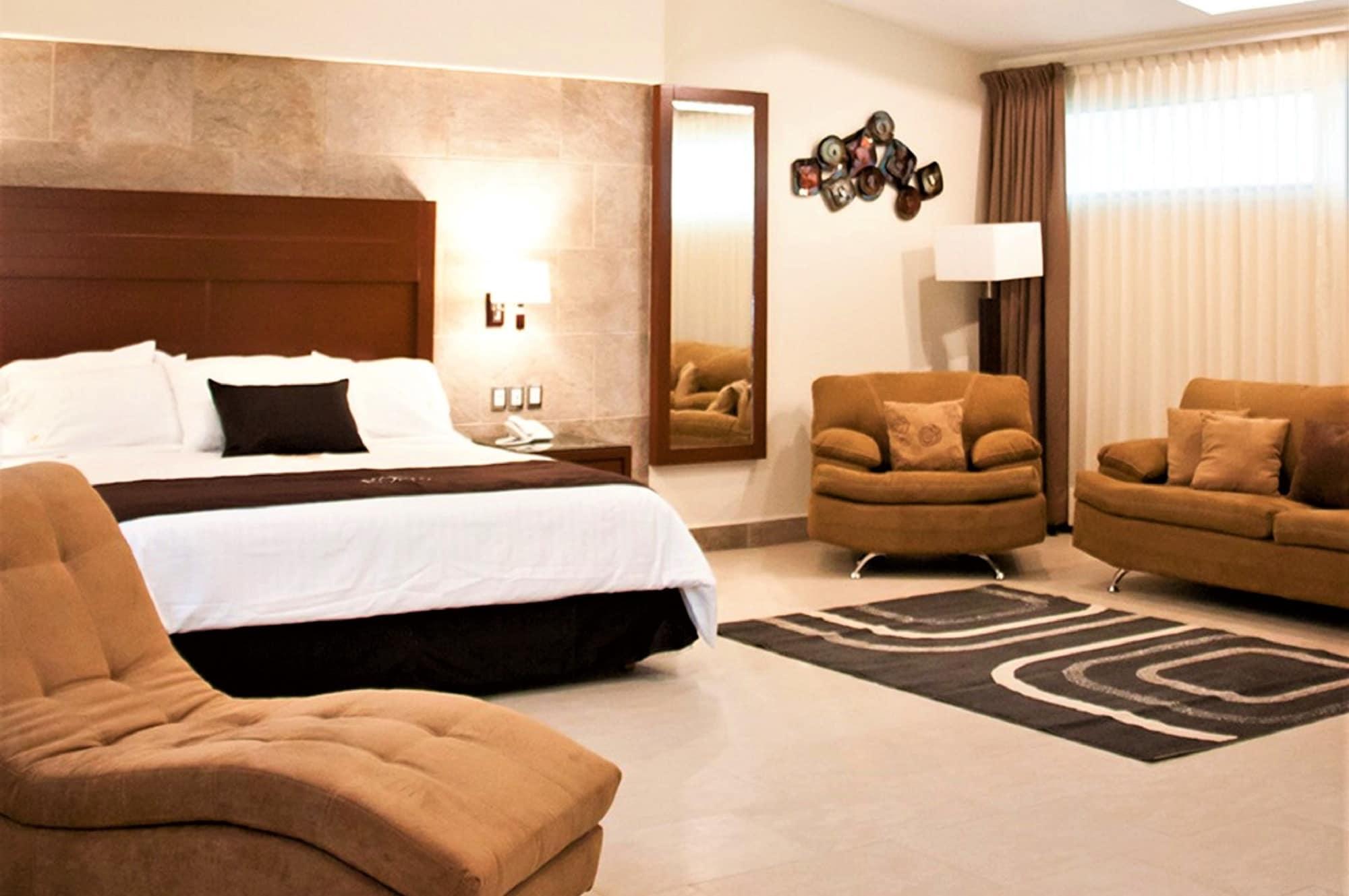 Hotel Ecce Inn & Spa Silao Kültér fotó Suite at the hotel